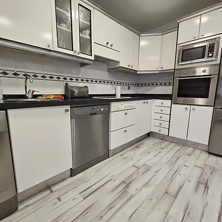 Apartamento R2r - 3 Cerca De La Playa - 127a *